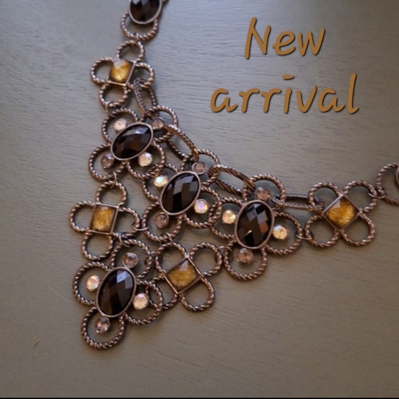 Jewelry - Black Jewel Embellished Necklace. ☆ Part of the 5 For $20 SALE☆